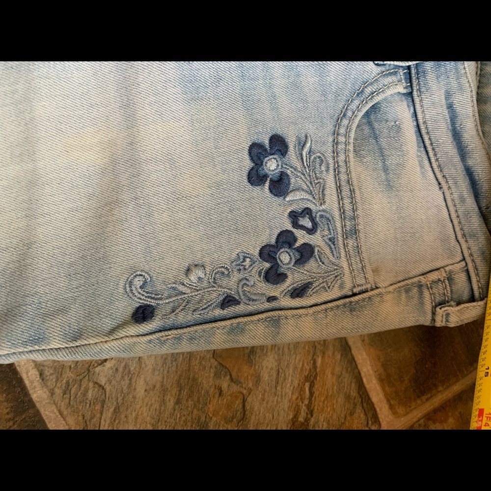 Women’s Hollister cut offs
